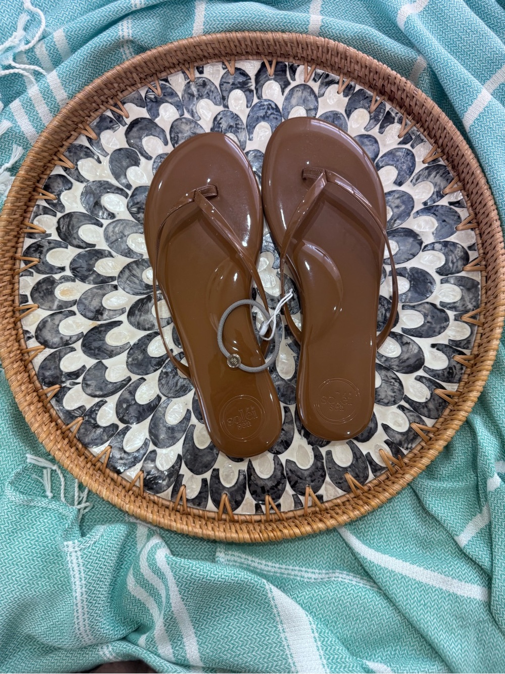 Women’s Brown Jelly T-Strap Sandals - Casual Summer Flip Flops